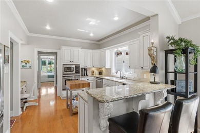 Charming, exceptionally maintained, and thoughtfully updated - photo 6