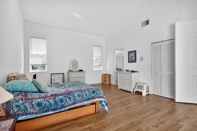 Welcome home to this unique, one of a kind home in Delray! About - photo 17