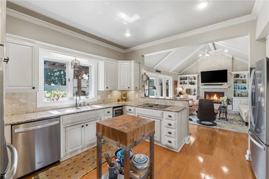 Charming, exceptionally maintained, and thoughtfully updated - photo 9