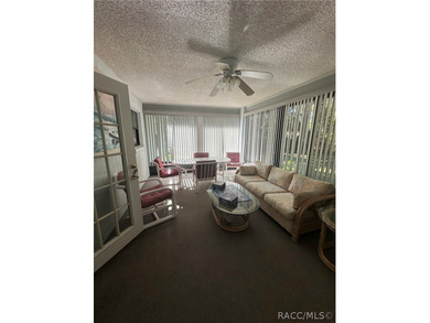 Crystal River Cutie! 2 BR/2 bath split floor plan with beautiful - photo 26