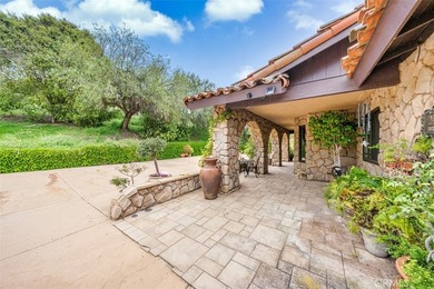 Beautiful one-story home in De Luz, total lot area of 27+ acres - photo 4