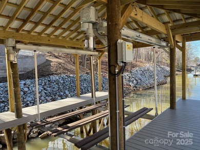 Oversized estate lot on the shores of Lake Norman! This large 1 - photo 11