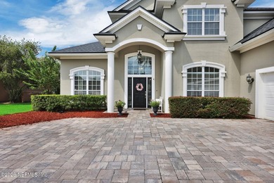 This stunning six-bedroom, five-bath home welcomes you with warm - photo 3