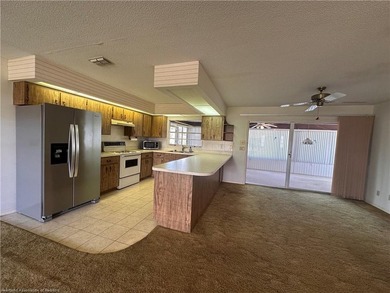 PRICED TO SELL!!! NICE, 2 BEDROOM, 2 BATH HOME IS LOCATED ON A - photo 15
