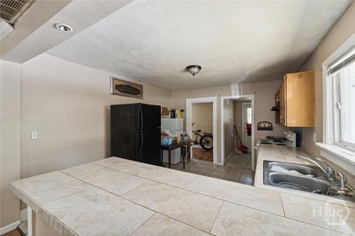 ATTENTION INVESTORS! Prime investment opportunity located in a - photo 8