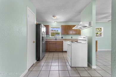 Great Home on a Quiet Street! This well-maintained 3-bedroom - photo 9