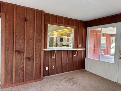 PRICED TO SELL!!! NICE, 2 BEDROOM, 2 BATH HOME IS LOCATED ON A - photo 40