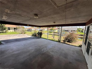 PRICED TO SELL!!! NICE, 2 BEDROOM, 2 BATH HOME IS LOCATED ON A - photo 44