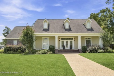 Welcome to this well-maintained 3-bedroom, 2-bath home offering - photo 2