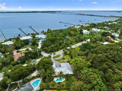 Sewall's Point 5Bed 4Bath 2Car Garage on over 1/2 acre lot with - photo 2
