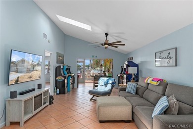Waterfront Living at Its Finest on the Homosassa River!Welcome - photo 9