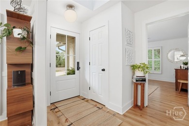 This house is a designer's dream. Flooded with sunlight, floor - photo 8