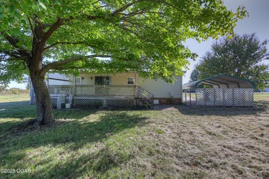 Charming Country Retreat in Webb City - 4.3+/- Acres This