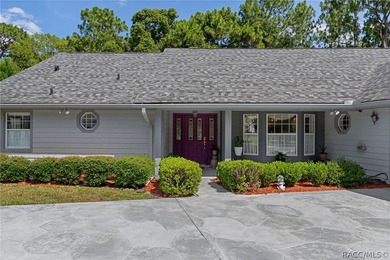 Custom 3 bedroom home with spa designed for entertaining family - photo 7