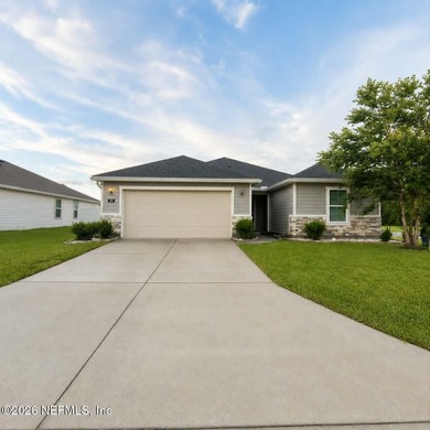 Welcome to this beautifully maintained home in the heart of St - photo 3