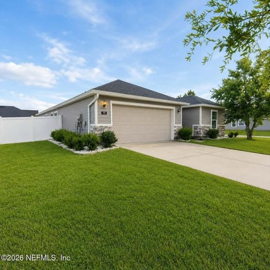 Welcome to this beautifully maintained home in the heart of St - photo 4