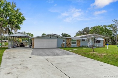 MOTIVATED SELLER!!! Welcome to waterfront living in the heart of - photo 4