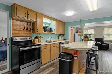 MOTIVATED SELLER!!! Welcome to waterfront living in the heart of - photo 10