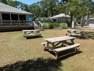 PRICED TO SELL! Updated 2-bedroom, 2 full-bath SUNLIT hideaway - photo 28
