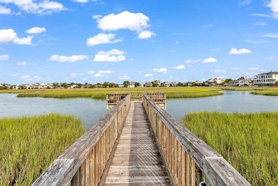 PRICED TO SELL! Updated 2-bedroom, 2 full-bath SUNLIT hideaway - photo 33