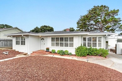 Welcome to this well-maintained 3-bedroom, 2-bath home offering - photo 1