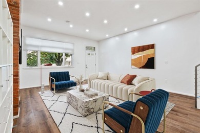 Perfectly situated in the heart of desirable Upper - photo 3