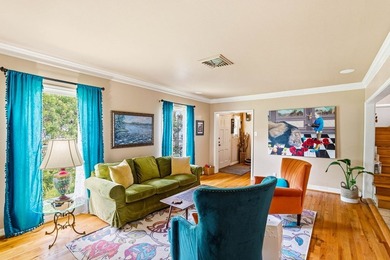Located just a few blocks from Ocean Drive and its breathtaking - photo 7