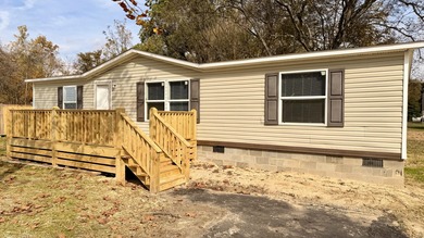 Watts Bar Lake Home For Sale in Spring City Tennessee