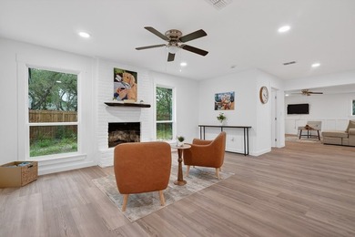 Beautiful remodel from the studs in! Farmhouse styling with 3 - photo 12