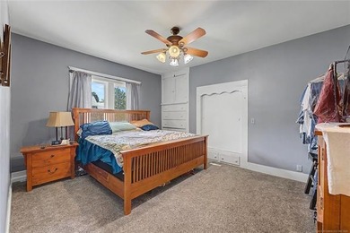 Welcome to this beautiful 3-bedroom home situated on a spacious - photo 13