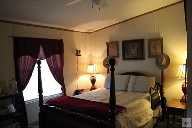 Home is on large lot has plenty of covered parking, pull through - photo 13