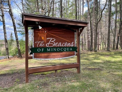 Beacons of Minocqua 3BR/2BA unit w/panoramic lake views! Rare - photo 23