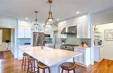 The perfect newer home in historic downtown Bristol. Enjoy the - photo 23