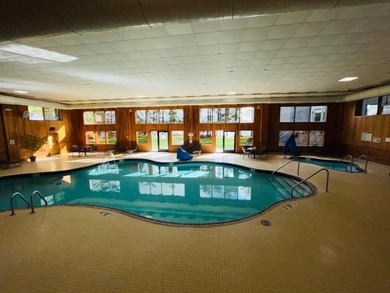 Beacons of Minocqua 3BR/2BA unit w/panoramic lake views! Rare - photo 26