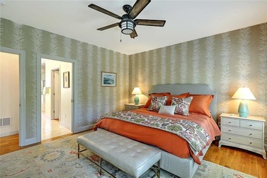 The perfect newer home in historic downtown Bristol. Enjoy the - photo 31