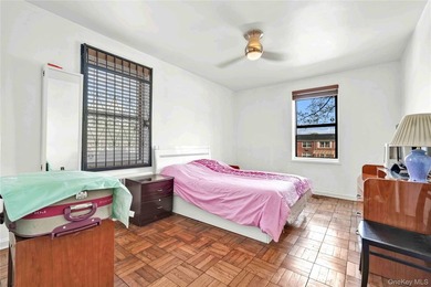 Large 1-Bedroom Co-op in Prime North Flushing Location, Spacious - photo 5