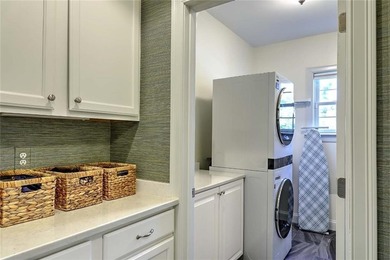 The perfect newer home in historic downtown Bristol. Enjoy the - photo 35