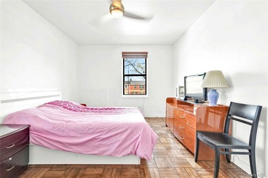 Large 1-Bedroom Co-op in Prime North Flushing Location, Spacious - photo 6