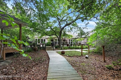 3404 Sq ft Home on 5.28 acres fronting Bayou Talla. This beauty - photo 40