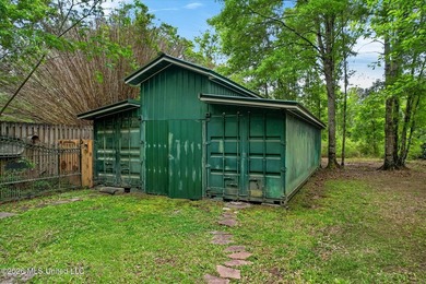 3404 Sq ft Home on 5.28 acres fronting Bayou Talla. This beauty - photo 41