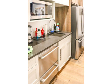 Discover the flexibility and potential of this charming property - photo 42