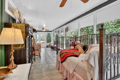 3404 Sq ft Home on 5.28 acres fronting Bayou Talla. This beauty - photo 44