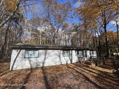 Lake Home For Sale in Lake Harmony, Pennsylvania