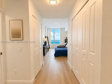 Perched on the 27th floor of the prestigious TAO Sawgrass, this - photo 8
