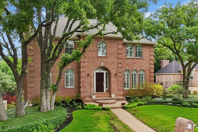 2,931 sqft. of main living space + 1,418 sqft. of a fully - photo 1
