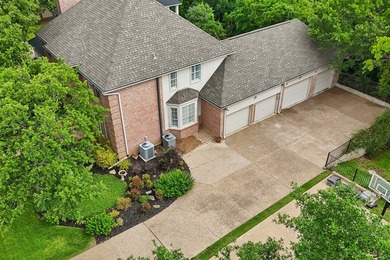 2,931 sqft. of main living space + 1,418 sqft. of a fully - photo 4