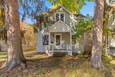 Muskegon River Home Sale Pending in Big Rapids Michigan