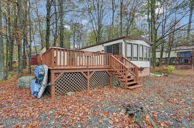 very well loved & maintained Park Model RV; in Eagle Lake - photo 5