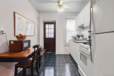 This meticulously maintained residence offers a spacious - photo 13