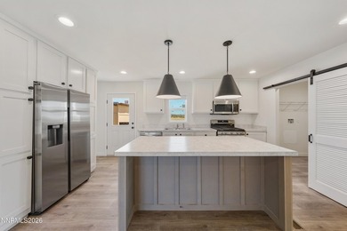 NEW, modern 3-bedroom, 2-bathroom home and a pole barn on a - photo 14
